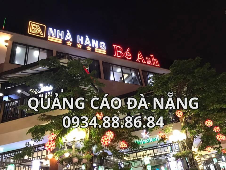 Bảng Hiệu Nhà Hàng Đẹp Đơn GIản Cân Đối
